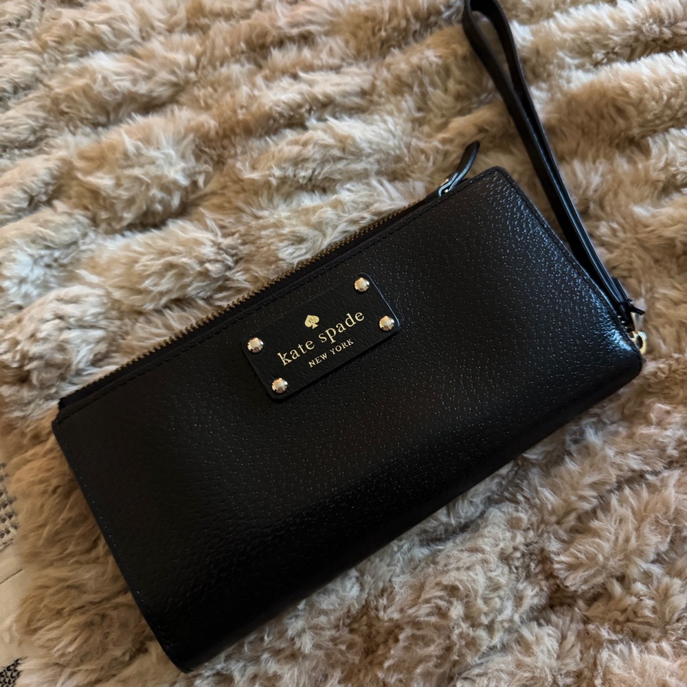 Kate Spade Black Leather Wristlet / Wallet